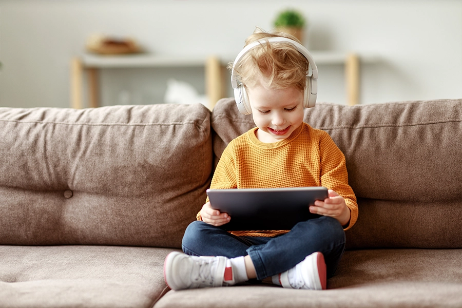 Comprendre l’impact du numérique pour mieux accompagner l’enfant et sa famille