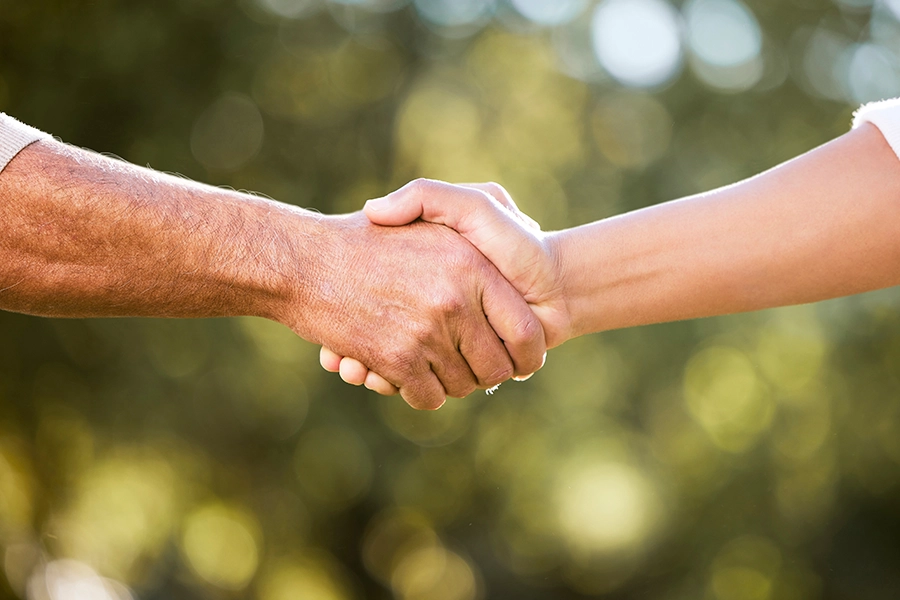 Travailler en collaboration pour mieux accompagner la personne en situation de dépendance