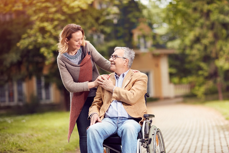 Adapter l’accompagnement à domicile d’une personne en fonction de son handicap moteur