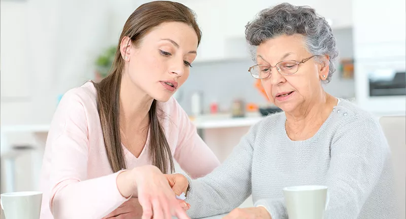 Comment stimuler la mémoire des personnes âgées grâce à des jeux adaptés ?