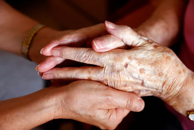 Comment aider les personnes victimes d’un AVC en tant qu’assistant de vie ?