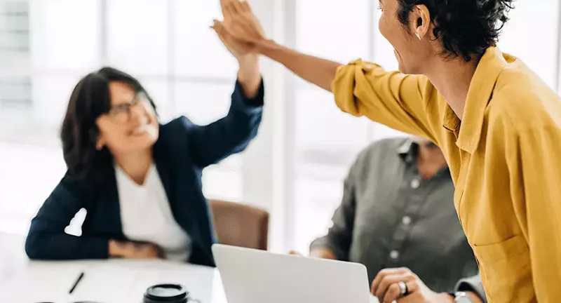 Reconversion professionnelle : devenir assistant de vie